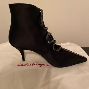 Salvatore Ferragamo ciconia 70